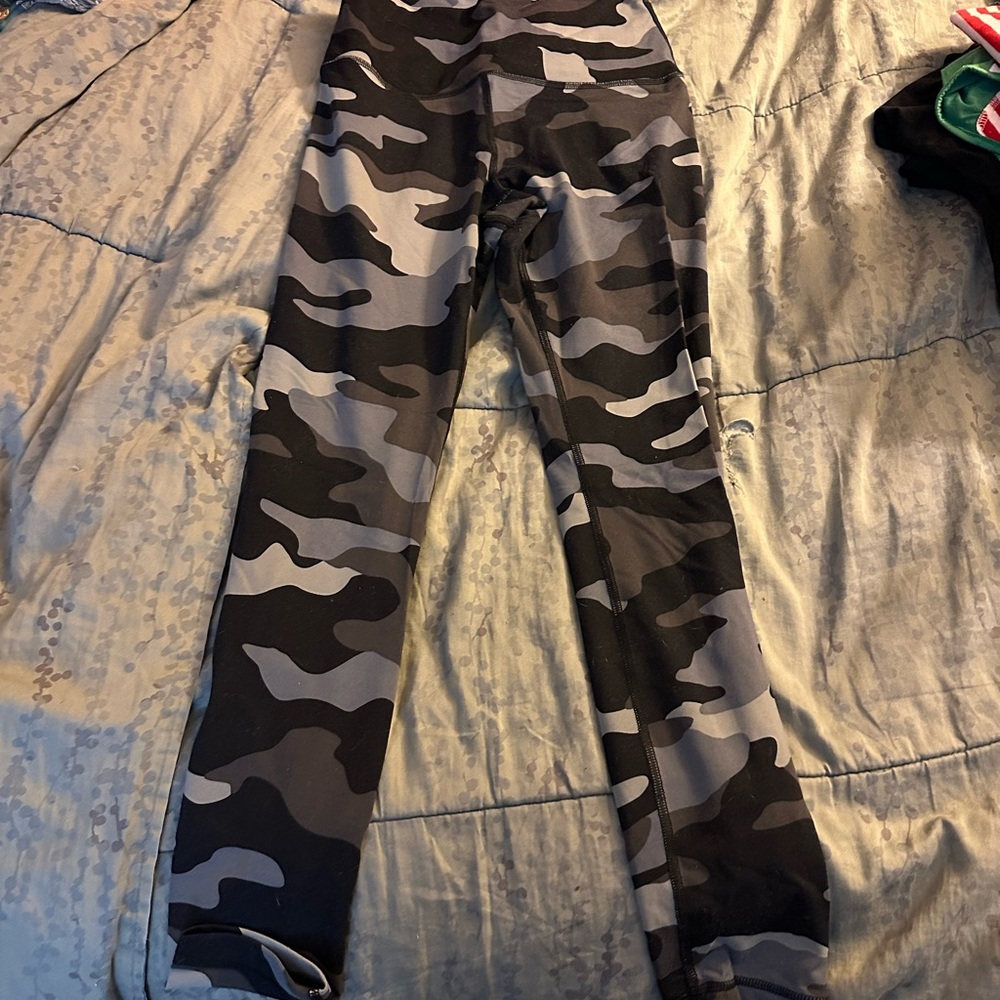 Camouflage pink Victoria’s Secret Leggings